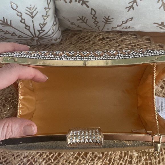 Alessia Gold & Rhinestone Clutch - Picture 4 of 15